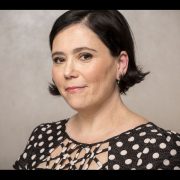 Alex Borstein Height Feet Inches cm Weight Body Measurements