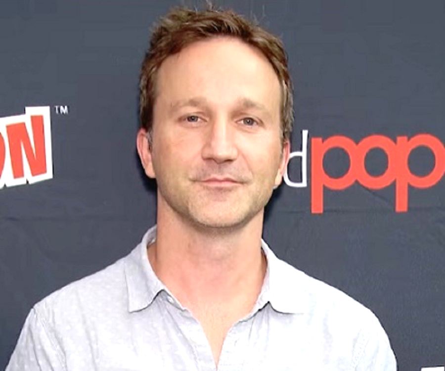 Breckin Meyer Height Feet Inches cm Weight Body Measurements