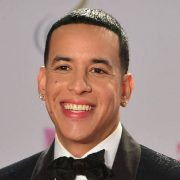 Daddy Yankee Height Feet Inches cm Weight Body Measurements
