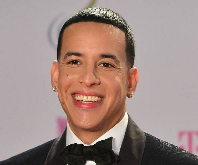 Daddy Yankee Height Feet Inches cm Weight Body Measurements