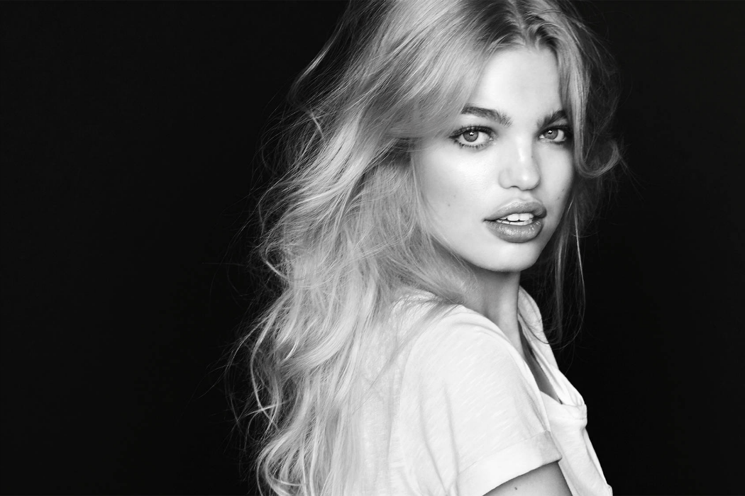 Daphne Groeneveld Height Feet Inches cm Weight Body Measurements
