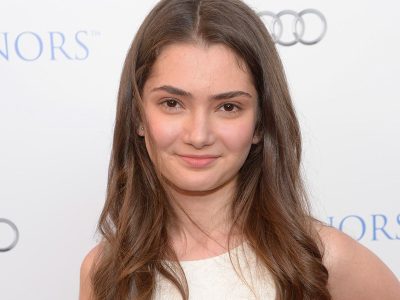 Emily Robinson’s Height in cm, Feet and Inches – Weight and Body Measurements