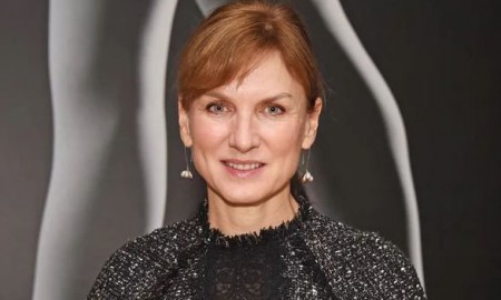 Fiona Bruce Height Feet Inches cm Weight Body Measurements