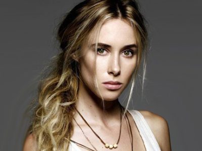 Gillian Zinser’s Height in cm, Feet and Inches – Weight and Body Measurements