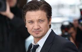 Jeremy Renner Height Feet Inches cm Weight Body Measurements
