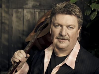 Joe Diffie’s Height in cm, Feet and Inches – Weight and Body Measurements