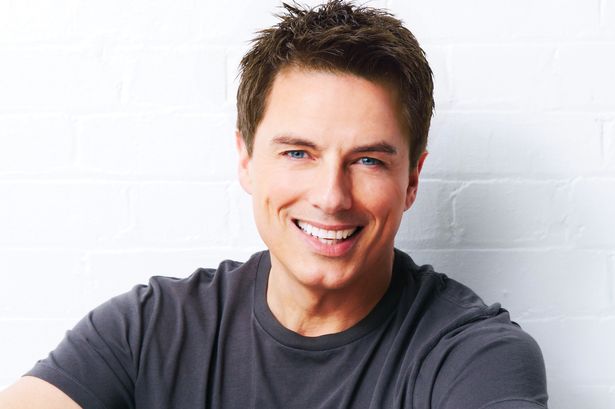 John Barrowman Height Feet Inches cm Weight Body Measurements