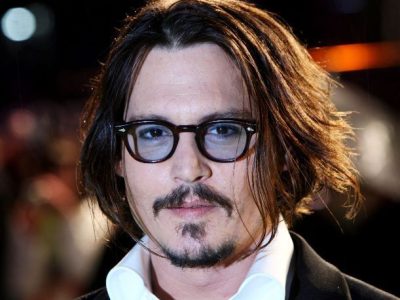 Johnny Depp’s Height in cm, Feet and Inches – Weight and Body Measurements
