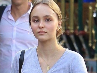 Lily-Rose Depp’s Height in cm, Feet and Inches – Weight and Body Measurements