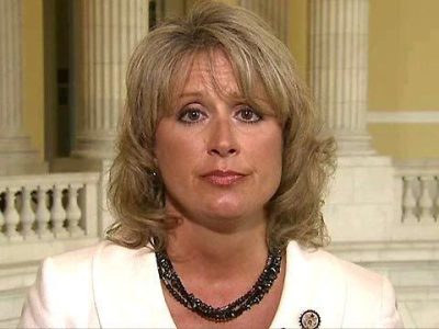 Renee Ellmers’ Height in cm, Feet and Inches – Weight and Body Measurements