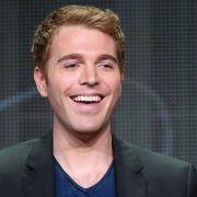 Shane Dawson Height Feet Inches cm Weight Body Measurements