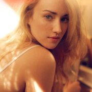 Ashley Johnson Height Feet Inches cm Weight Body Measurements