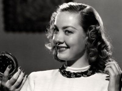 Audrey Totter’s Height in cm, Feet and Inches – Weight and Body Measurements