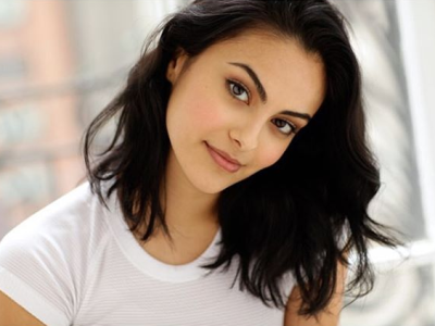 Camila Mendes’ Height in cm, Feet and Inches – Weight and Body Measurements