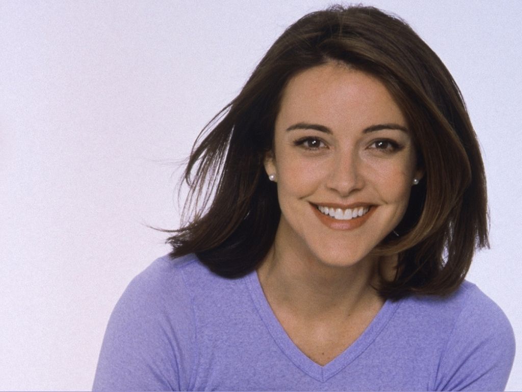 Christa Miller Height Feet Inches cm Weight Body Measurements