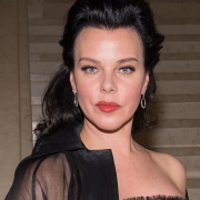 Debi Mazar Height Feet Inches cm Weight Body Measurements