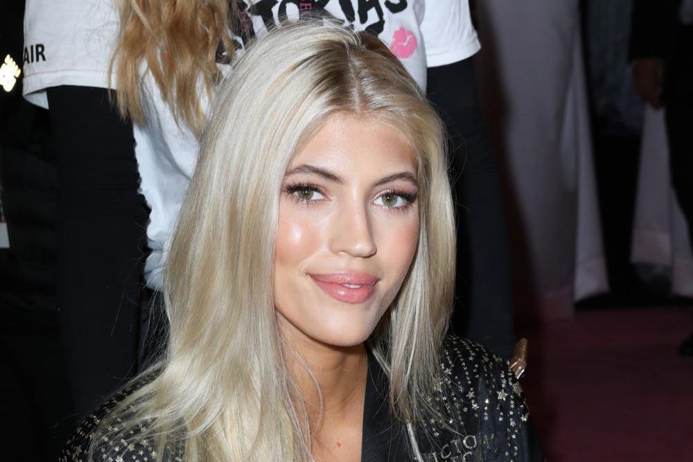 Devon Windsor Height Feet Inches cm Weight Body Measurements