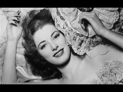 Eleanor Parker Height Feet Inches cm Weight Body Measurements