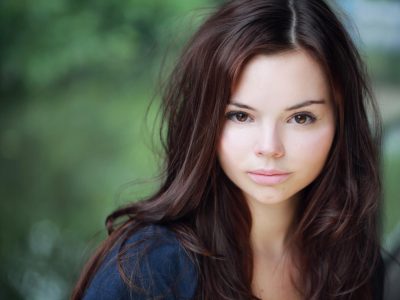 Eline Powell’s Height in cm, Feet and Inches – Weight and Body Measurements