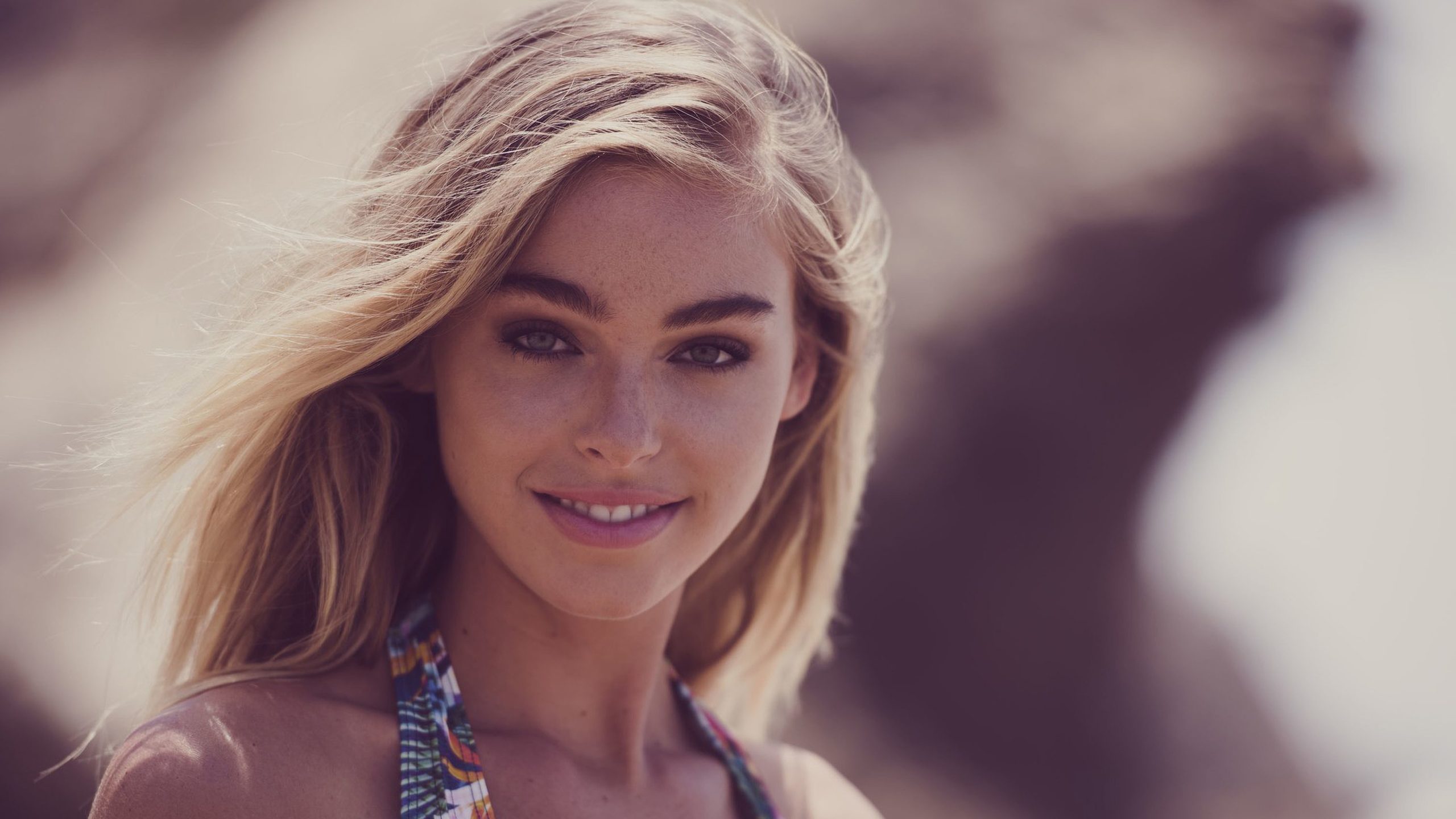 Elizabeth Turner's Height in cm, Feet and Inches - Weight and Body ...