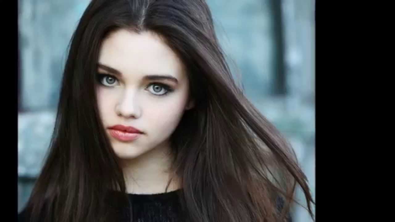 India Eisley Height Feet Inches cm Weight Body Measurements
