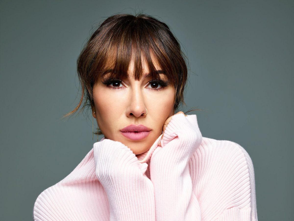 Jackie Cruz Height Feet Inches cm Weight Body Measurements