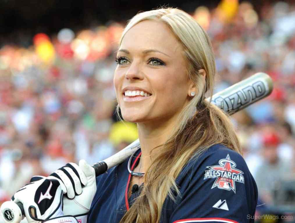 Jennie Finch Daigle Height Feet Inches cm Weight Body Measurements