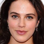Jessica Brown Findlay Height Feet Inches cm Weight Body Measurements