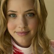 Julie Gonzalo Height Feet Inches cm Weight Body Measurements