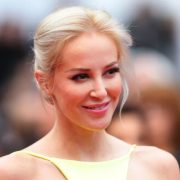 Louise Linton Height Feet Inches cm Weight Body Measurements