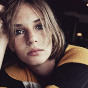 Maya Hawke Height Feet Inches cm Weight Body Measurements