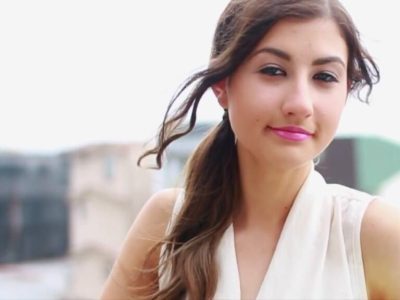 Meg DeAngelis’ Height in cm, Feet and Inches – Weight and Body Measurements