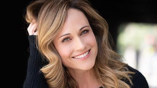 Nikki DeLoach Height Feet Inches cm Weight Body Measurements