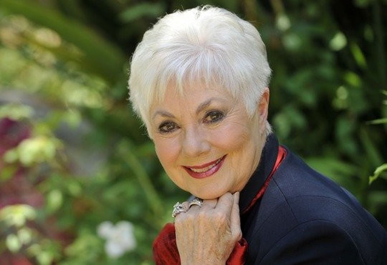 Shirley Jones Height Feet Inches cm Weight Body Measurements