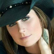 Terri Clark Height Feet Inches cm Weight Body Measurements