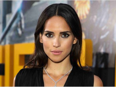 Adria Arjona’s Height in cm, Feet and Inches – Weight and Body Measurements