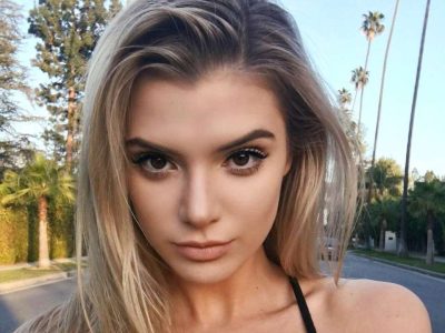 Alissa Violet’s Height in cm, Feet and Inches – Weight and Body Measurements