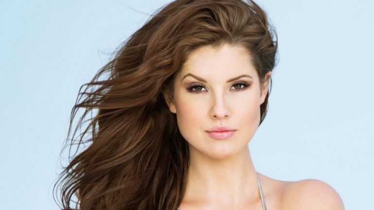 Amanda Cerny Height in cm Feet Inches Weight Body Measurements