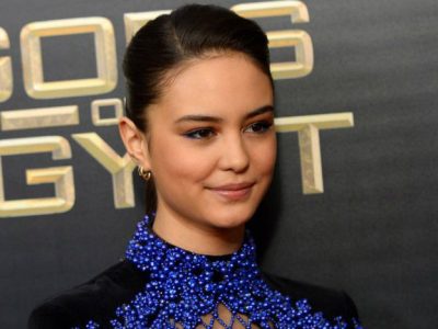 Courtney Eaton’s Height in cm, Feet and Inches – Weight and Body Measurements