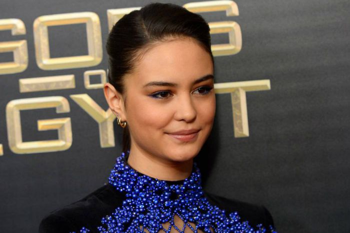 Courtney Eaton Height in cm Feet Inches Weight Body Measurements
