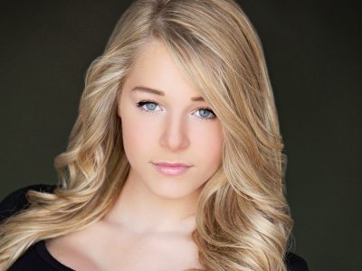 Courtney Tailor’s Height in cm, Feet and Inches – Weight and Body Measurements