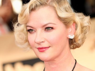Gretchen Mol’s Height in cm, Feet and Inches – Weight and Body Measurements