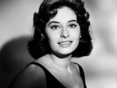 Ina Balin’s Height in cm, Feet and Inches – Weight and Body Measurements