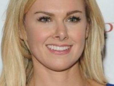 Laura Bell Bundy’s Height in cm, Feet and Inches – Weight and Body Measurements
