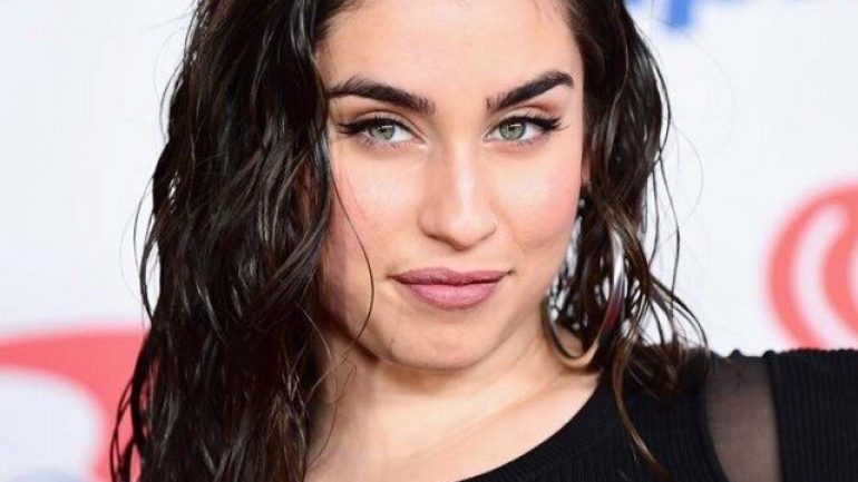 Lauren Jauregui Height in cm Feet Inches Weight Body Measurements