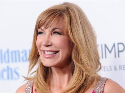 Leeza Gibbons’ Height in cm, Feet and Inches – Weight and Body Measurements