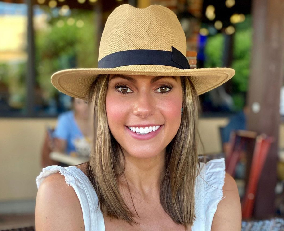 Lisa Boothe Height in cm Feet Inches Weight Body Measurements