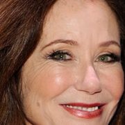 Mary McDonnell Height in cm Feet Inches Weight Body Measurements