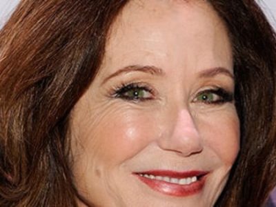 Mary McDonnell’s Height in cm, Feet and Inches – Weight and Body Measurements