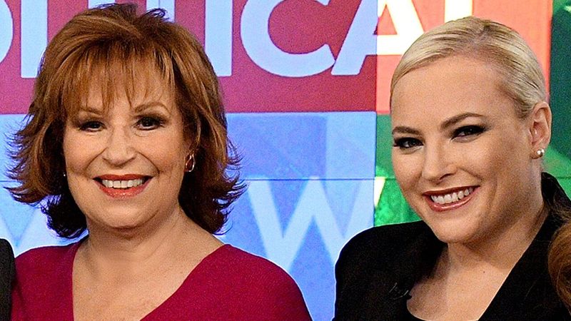 Meghan McCain Height in cm Feet Inches Weight Body Measurements